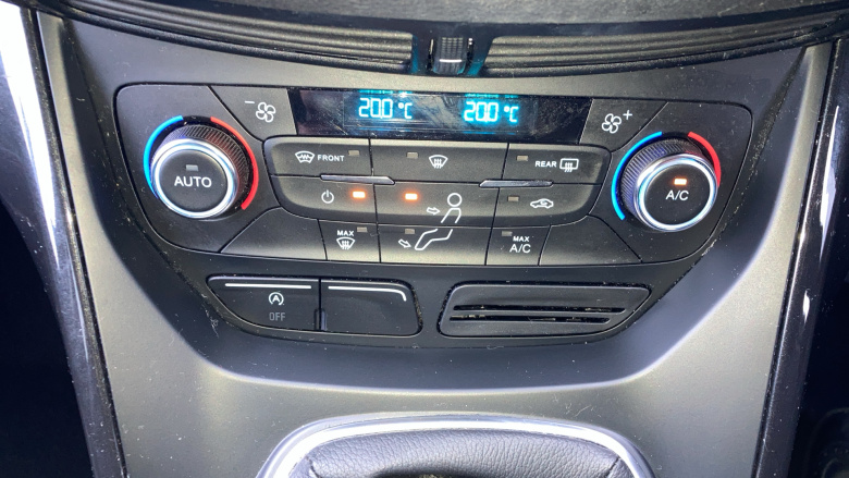 Ford Kuga 1.5 TDCi Titanium 5dr 2WD Diesel Estate